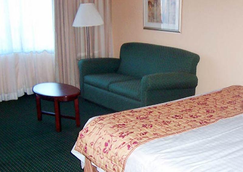 Courtyard By Marriott Decatur Hotel Luaran gambar