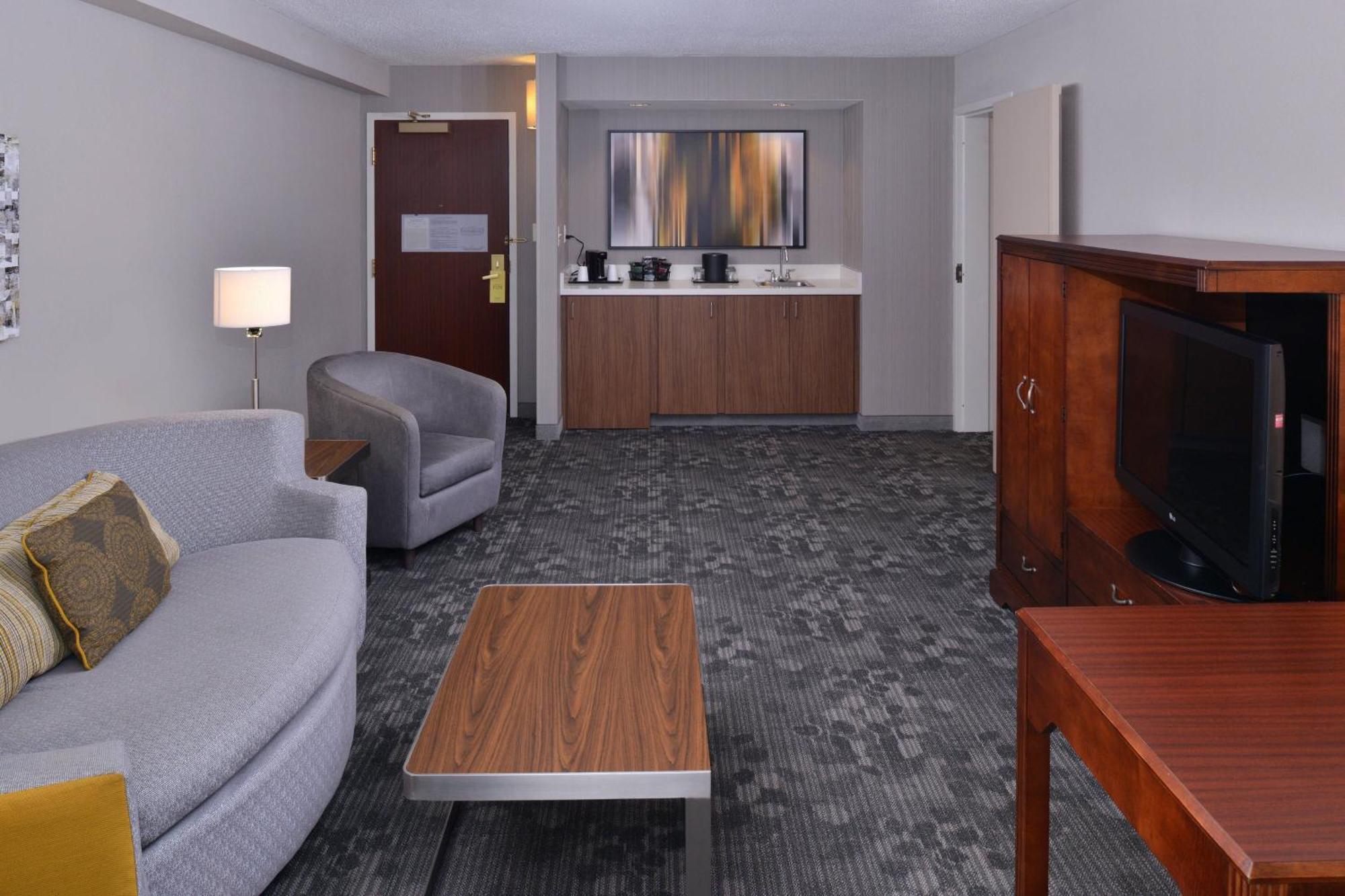 Courtyard By Marriott Decatur Hotel Luaran gambar
