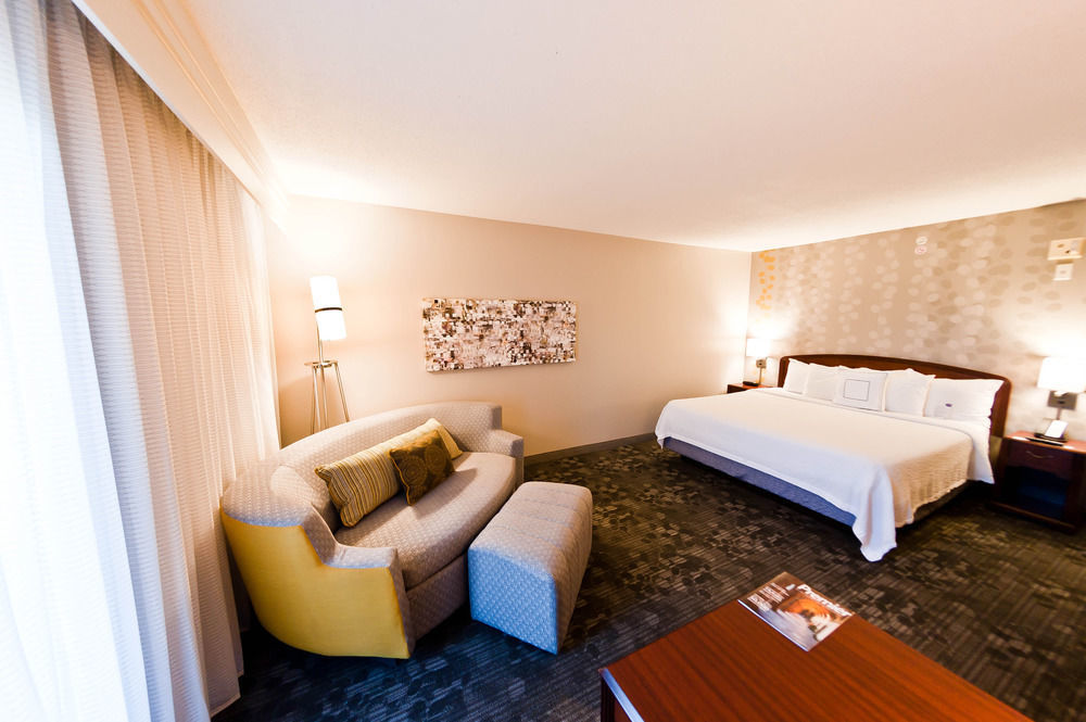 Courtyard By Marriott Decatur Hotel Luaran gambar